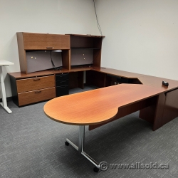 U/C Suite Office Desk w/ P Shape Runoff, OH & Drawer Storage